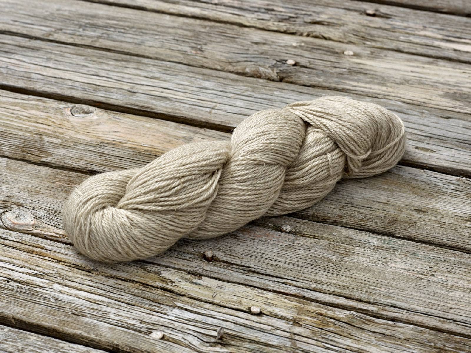 Undyed Yarn: Organic Wool Linen DK Knitting Yarn