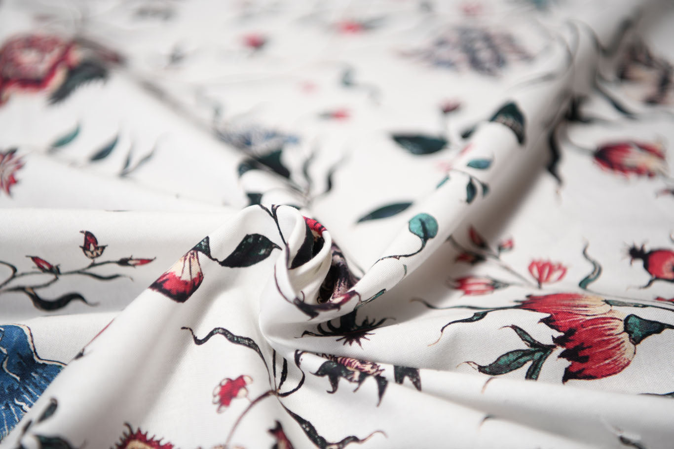 Palace Bloom Reproduction Fabric