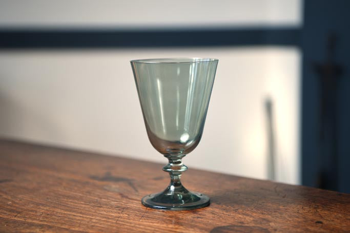 Smokey Green Wine Glass