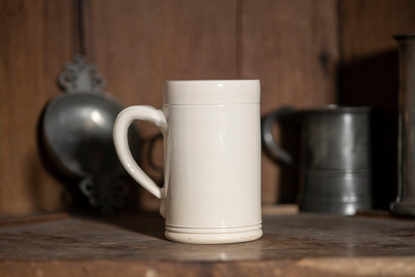 https://www.samsonhistorical.com/cdn/shop/products/Plain-White-Stoneware-Mug_600x.jpg?v=1664915910